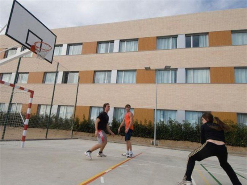 Àgora BCN. Residencia Universitaria Internacional Barcelona Exterior foto